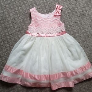 Pretty toddler Dress